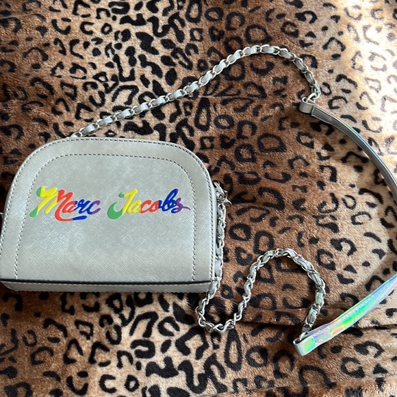 Marc Jacobs cross body bag 🌈 - Picture 4 of 5